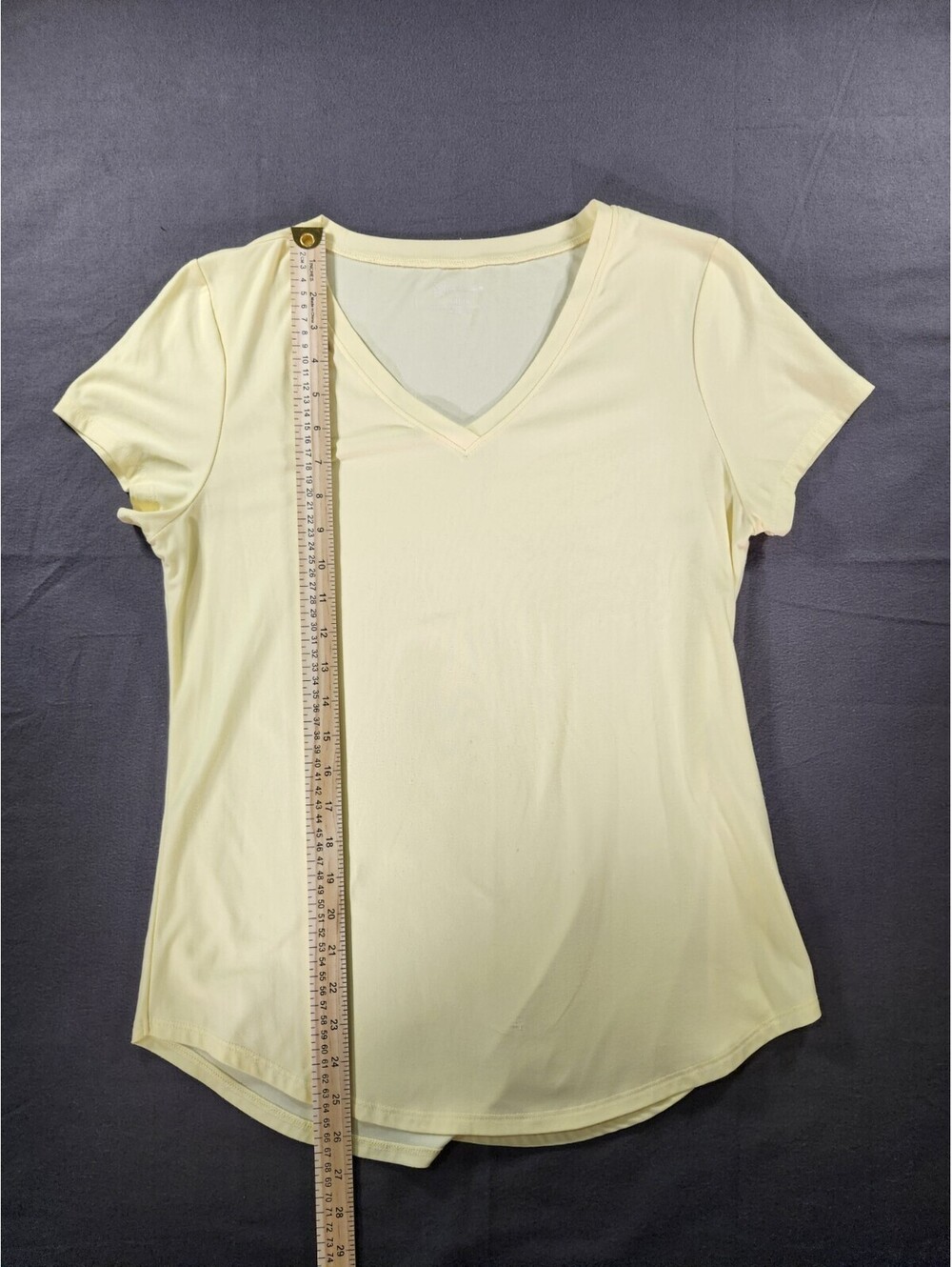 No Boundaries Womens V-Neck T-Shirt Yellow XL Cotton 014